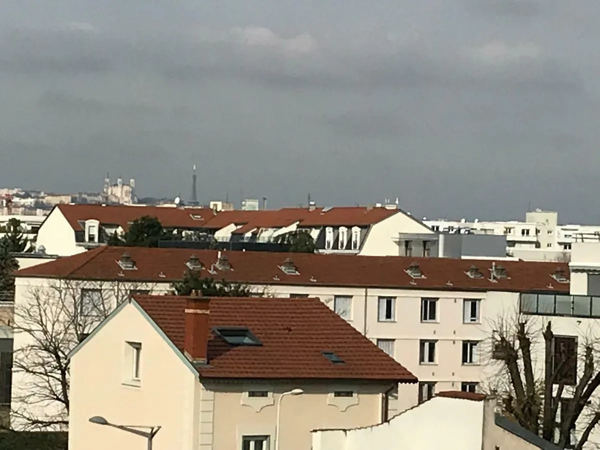 Woezon Na Mi Apartment Lyon